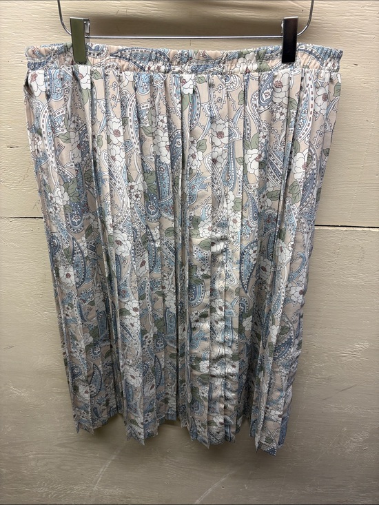 Vintage Dresses & Skirts - Vintage Blue & Cream Paisley Pleated Midi Skirt